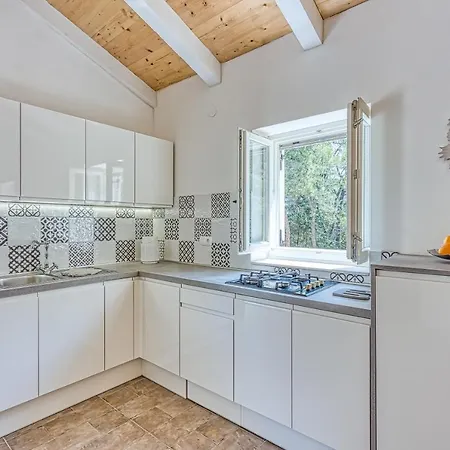 Holiday home Eco House Casa Grigia - Happy Cunski
