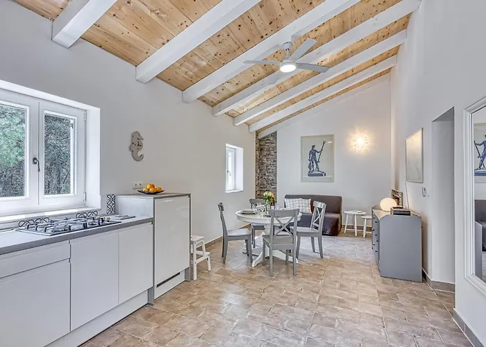 Dom wakacyjny Eco House Casa Grigia Zabodarski - Happy